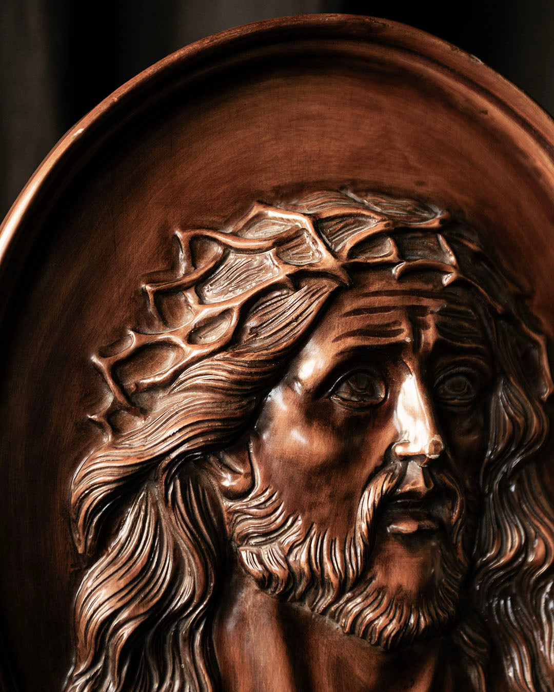 Jesus Carving