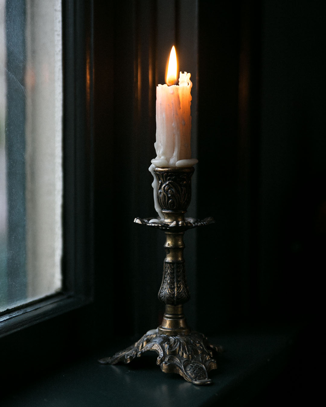 Beeswax Taper Candle