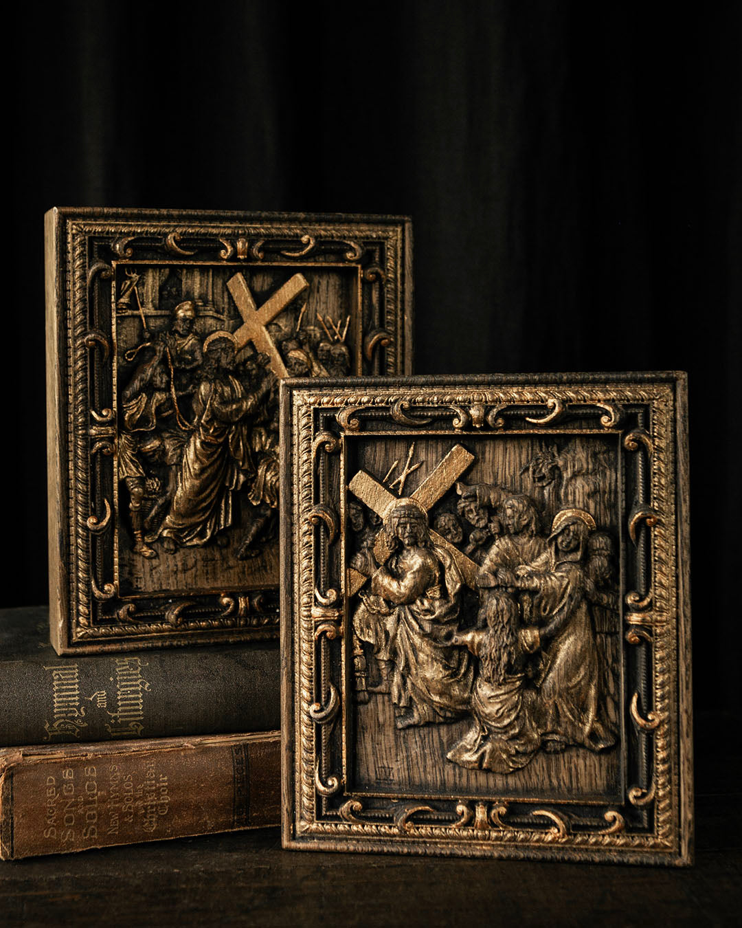 Crucifixion Plaques