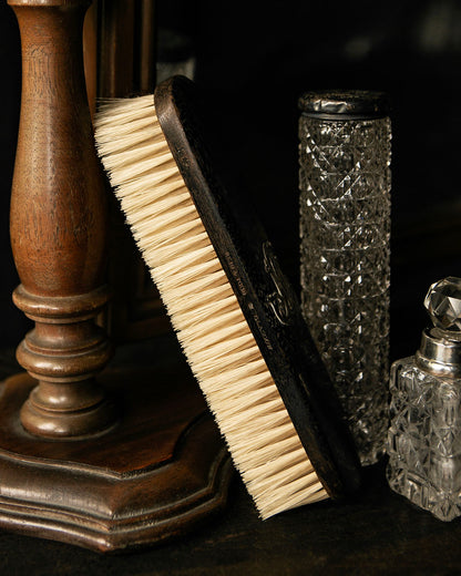Antique Brush